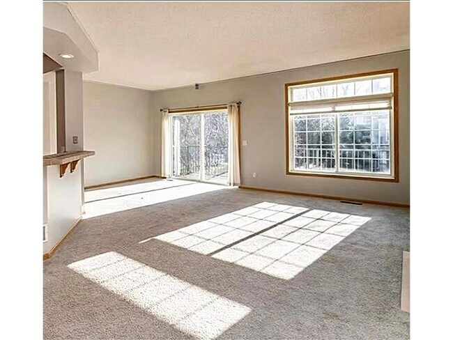 Building Photo - 2560 Eagle Trace Ln