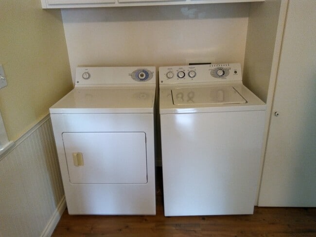 Building Photo - Cute 1 bedroom 1 bath home.