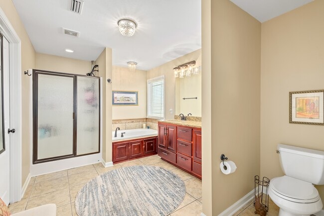 Building Photo - 304 Squirrel Hollow