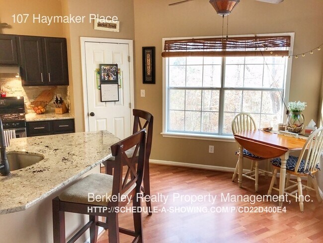 Building Photo - 107 Haymaker Place