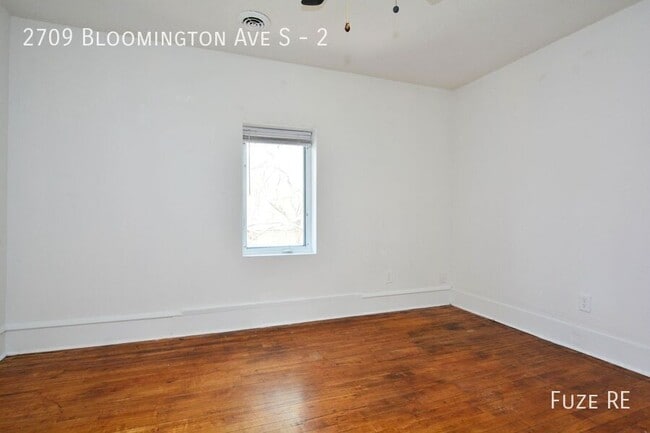 Building Photo - 2709 Bloomington Ave