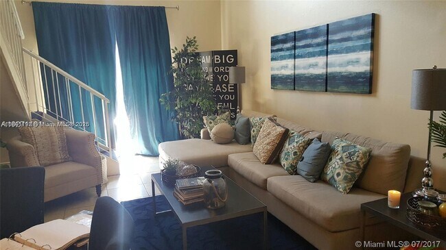 Building Photo - 8550 SW 109th Ave