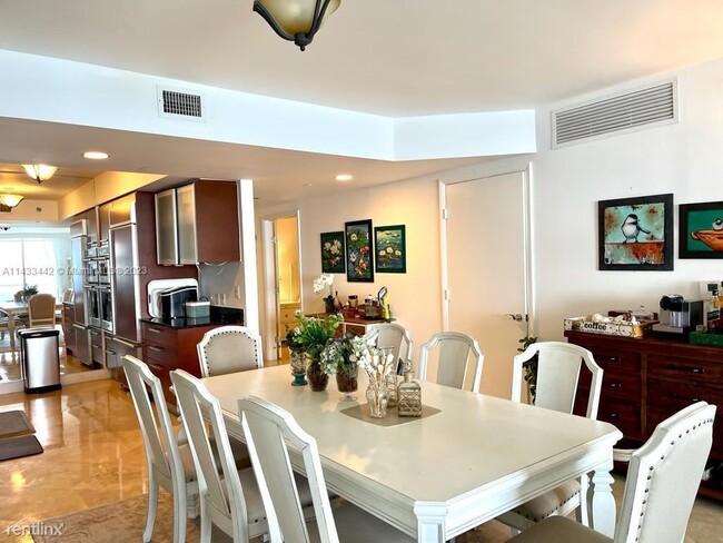 Building Photo - 3 br, 3 bath Condo - 1800 S Ocean Dr Apt 2103