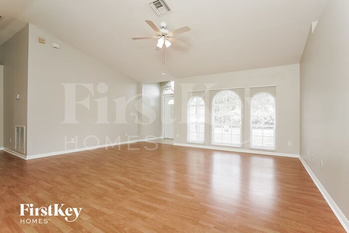 Building Photo - 6480 Maytree Cir