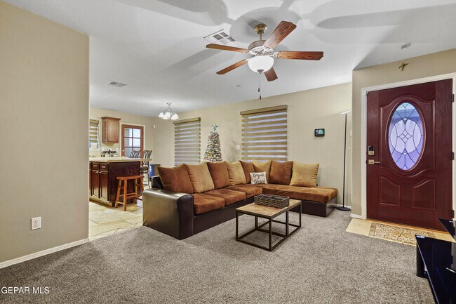 Building Photo - 2404 Escape Point St