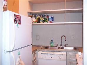 Building Photo - 3115 Tom Green St