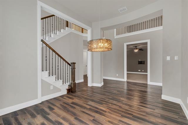 Building Photo - 2905 Vaquero Ln