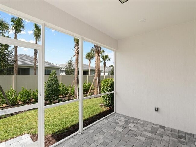 Building Photo - 4501 Nautilus Cir