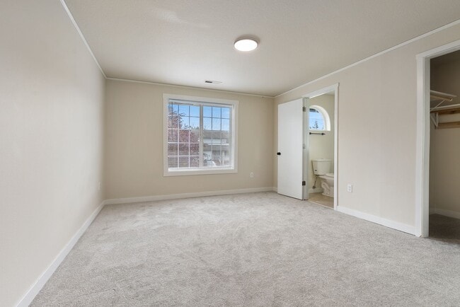 Building Photo - Beautiful Home in Winchester Hills