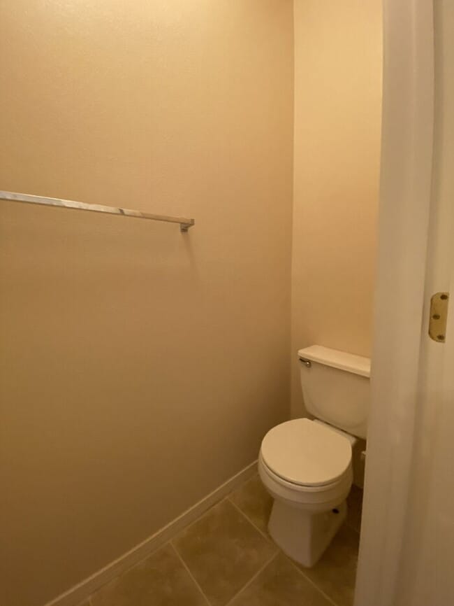 Building Photo - 3 Bedroom/2 Bath in Cabezon Subdivision