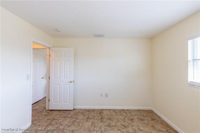 Building Photo - 1314 Denise Ave