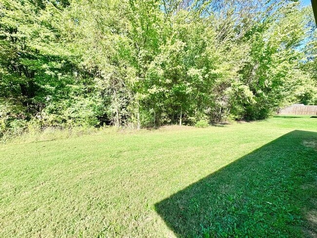 Building Photo - 8437 Grayce Dr