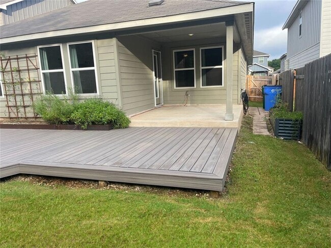 Building Photo - Charming 1-story home in South Austin!