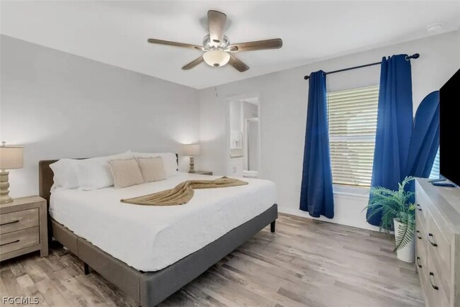 Building Photo - 1210 NE 19th Pl