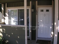 Building Photo - Spacious Condo Located Close to Shopping I...