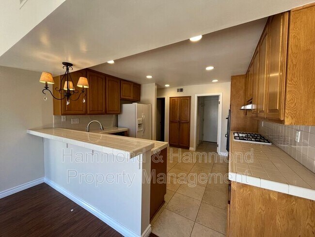 Building Photo - 316 Pebble Beach Dr