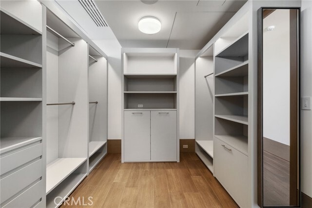 Building Photo - 716 The Strand