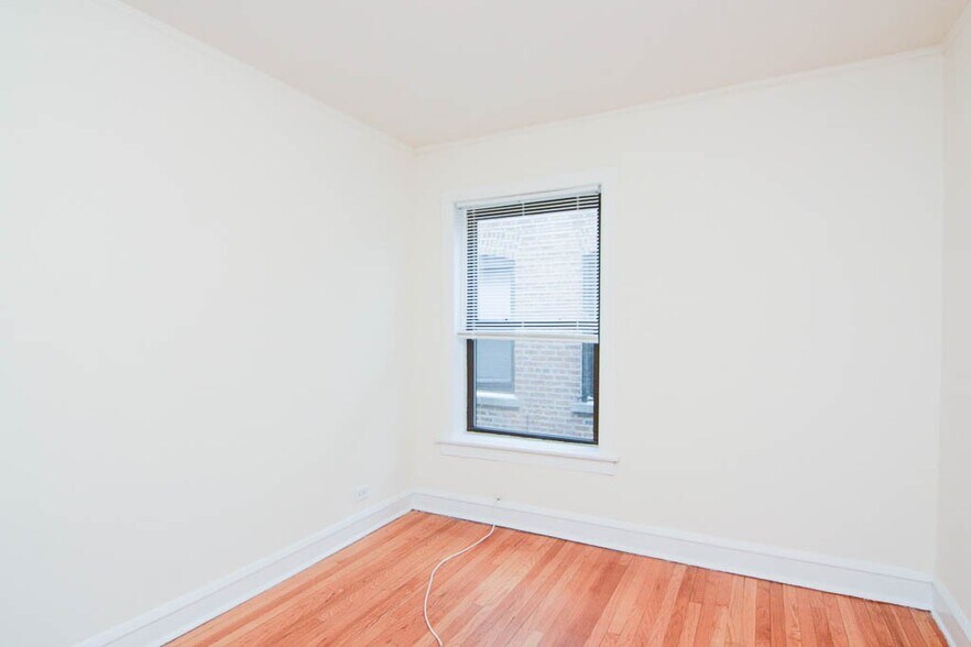 Building Photo - 2649 N Spaulding Ave