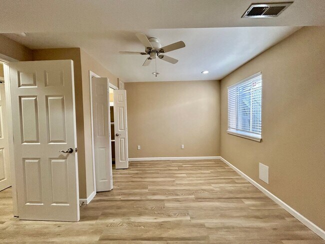 Building Photo - Gorgeous 3-Bedroom Home with Unobstructed Views and Access to North Open Space from Yard!