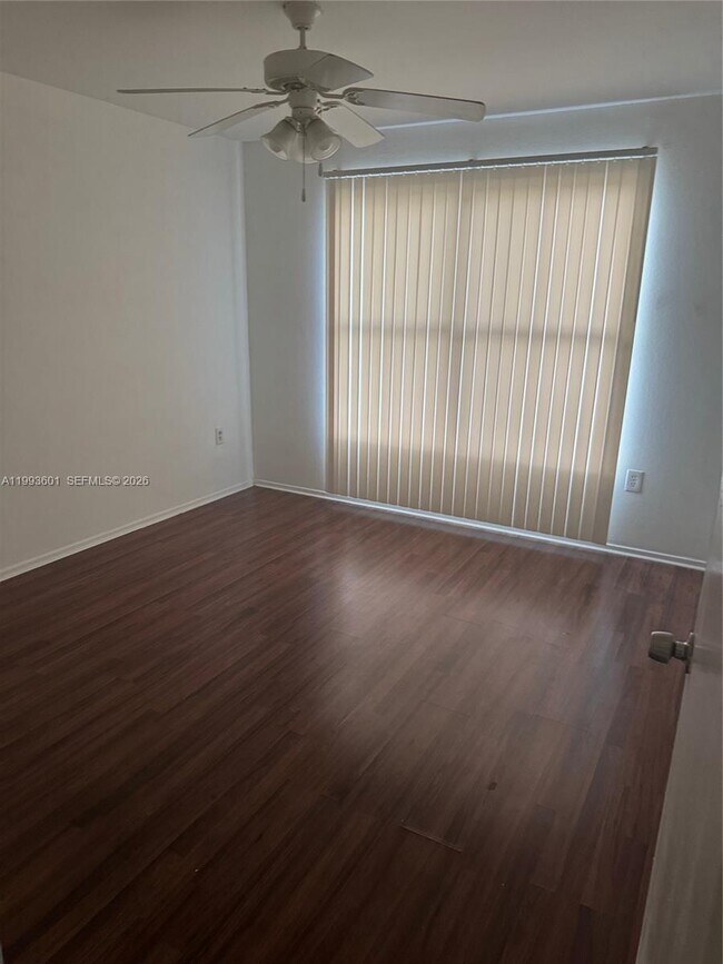 Building Photo - 15560 SW 106th Ln