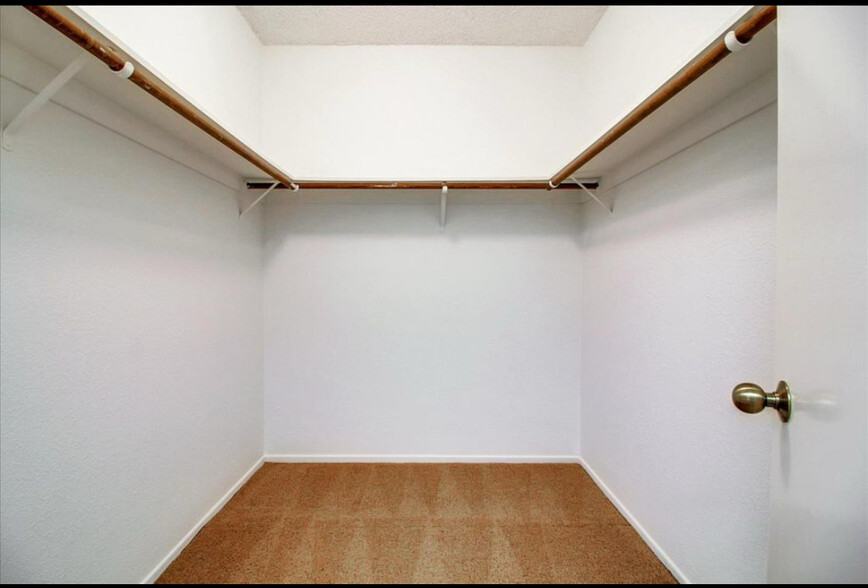 Building Photo - 1782 Braddock Ct