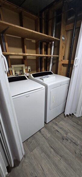 Building Photo - 17163 E Tufts Ave