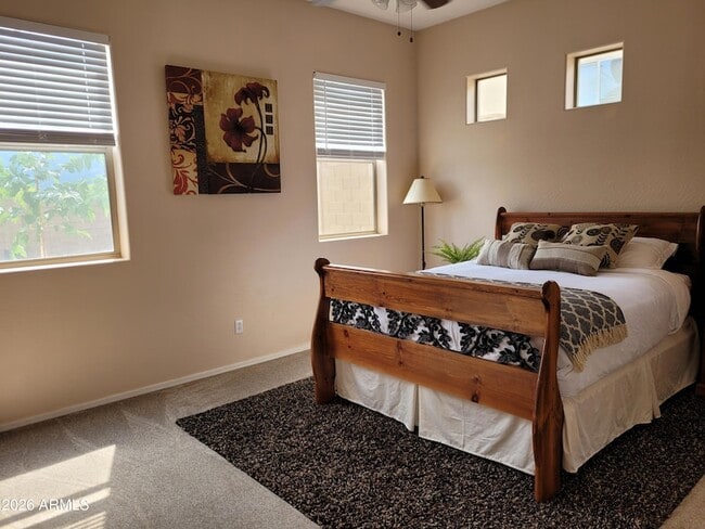 Building Photo - 785 W Azure Dr