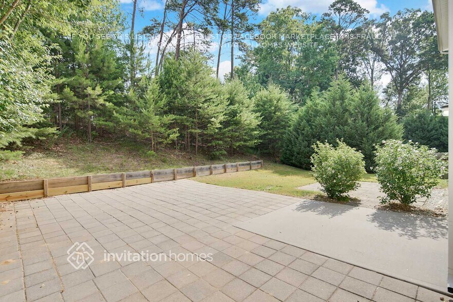Building Photo - 117 Sheridan Ct