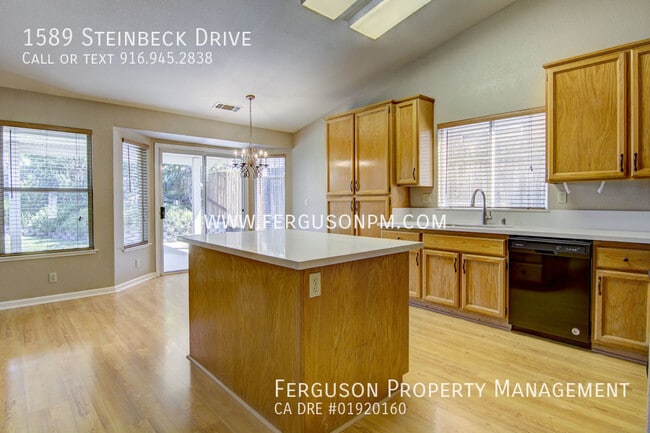 Building Photo - 1589 Steinbeck Dr