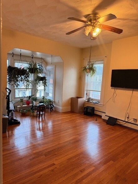 Building Photo - 43 Moreland St