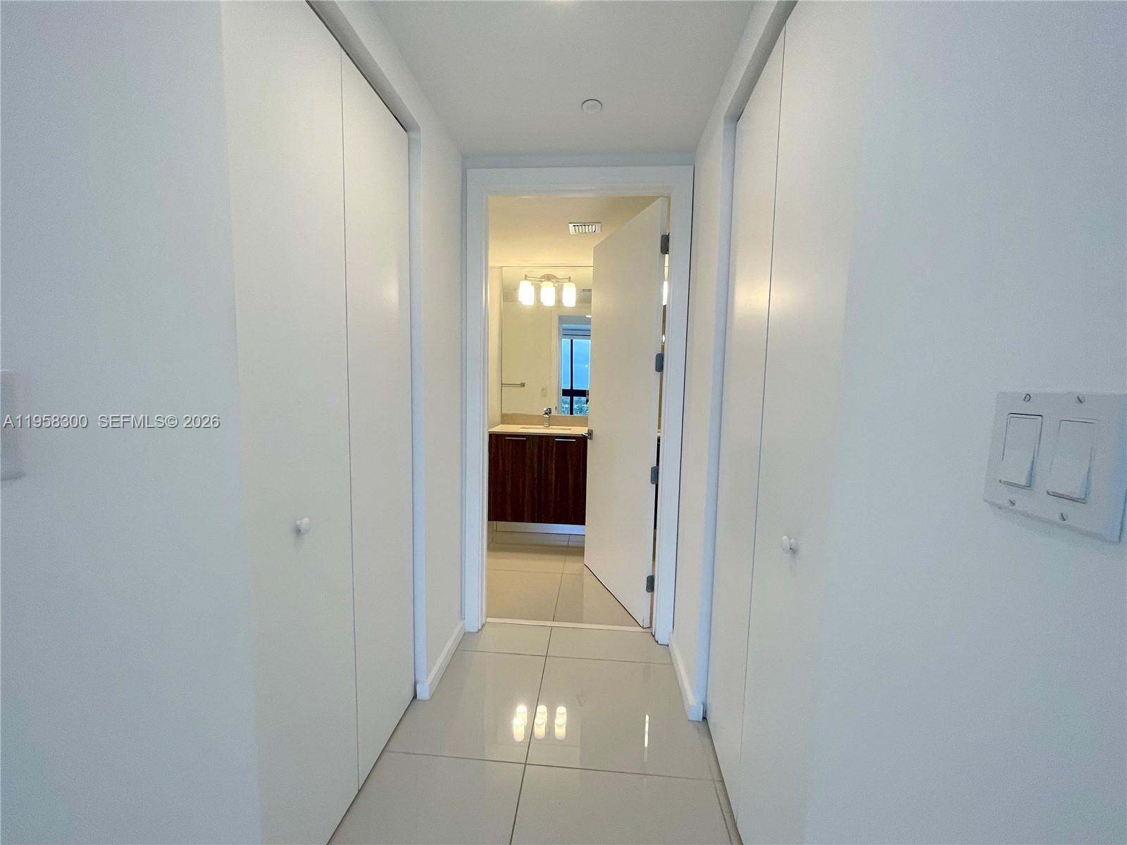 Building Photo - 5252 NW 85th Ave