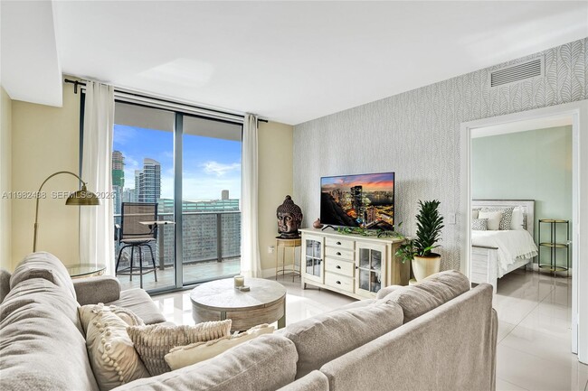 Building Photo - 45 SW 9th St