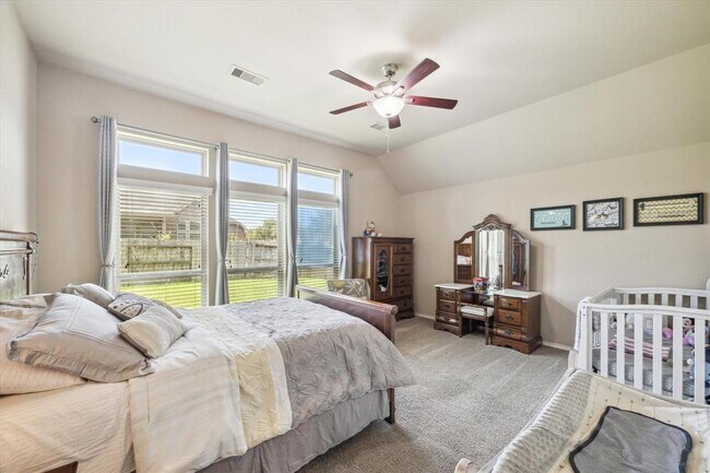 Building Photo - 14116 Timber Bluff Dr