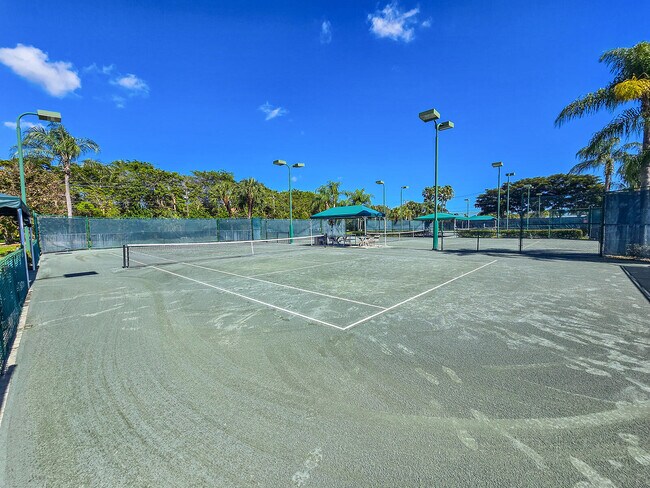 Building Photo - 5058 Glenville Dr