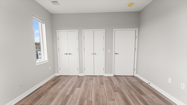 Building Photo - 475 Communipaw Ave