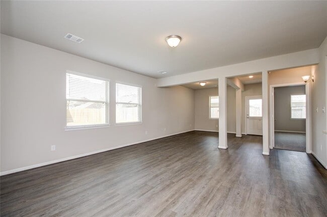 Building Photo - 8411 Baywatch Cir