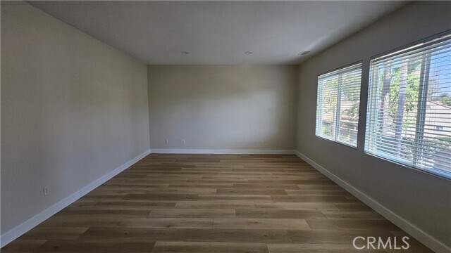 Building Photo - 2566 Pearblossom St