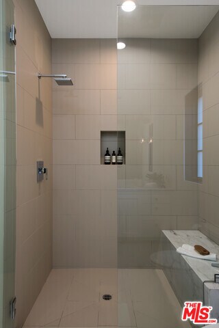Building Photo - 10208 Century Woods Dr