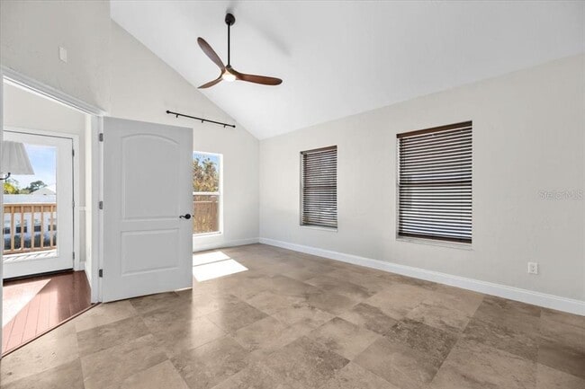 Building Photo - 2327 4th Ave N