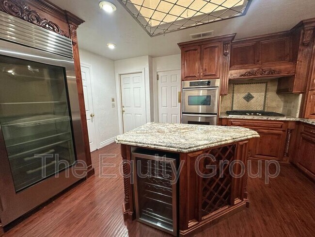 Building Photo - 5503 W Sweet Dr