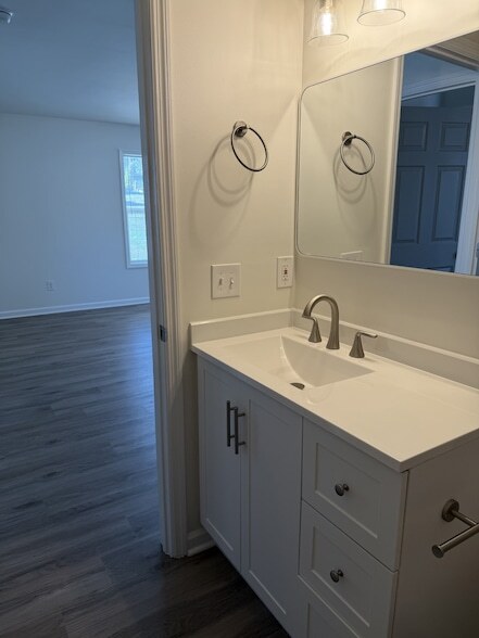 Building Photo - 157 Vulco Dr