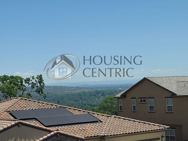 Building Photo - Luxurious Newer Construction Rental Home I...