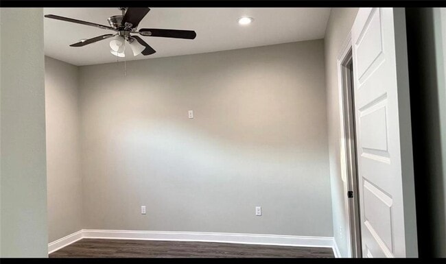 Building Photo - 7935 Read Blvd