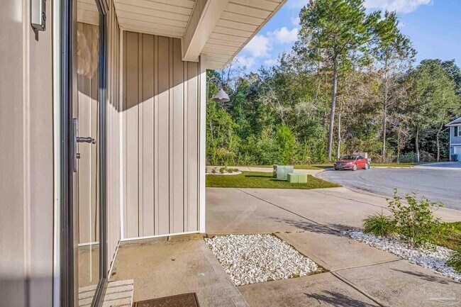 Building Photo - 1904 Mary Jo Way