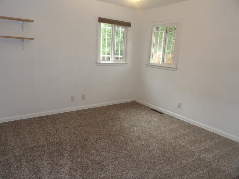 Building Photo - 1333 Yuma St