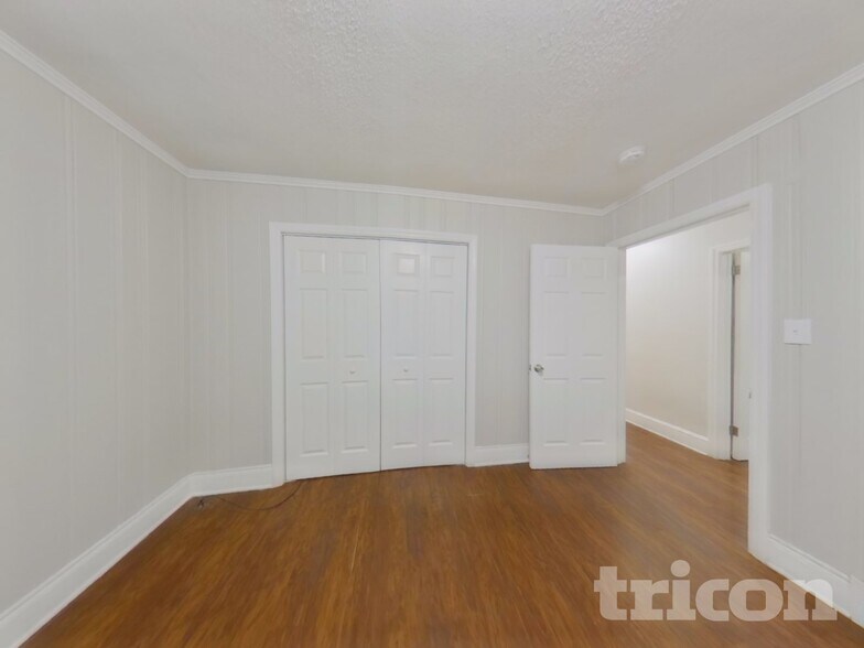 Building Photo - 1141 Dooley Dr