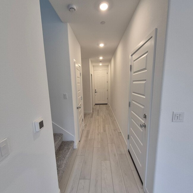 Building Photo - Brand New 4 Bedroom Home in Lennar's Cyan Community