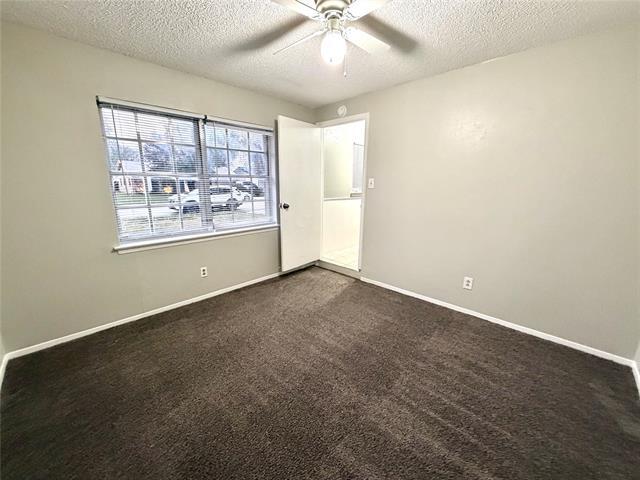 Building Photo - 2022 Mars Dr