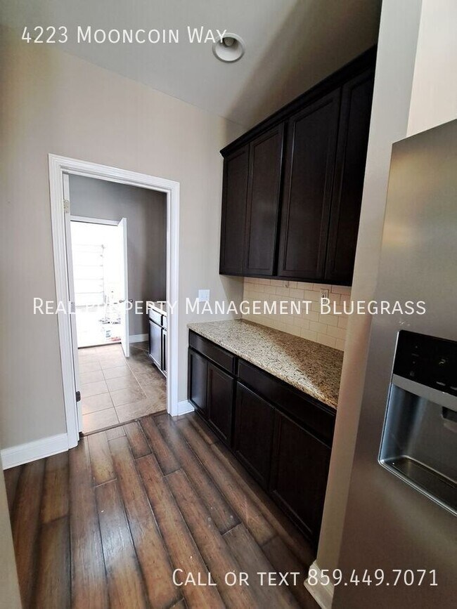 Building Photo - 4223 Mooncoin Way
