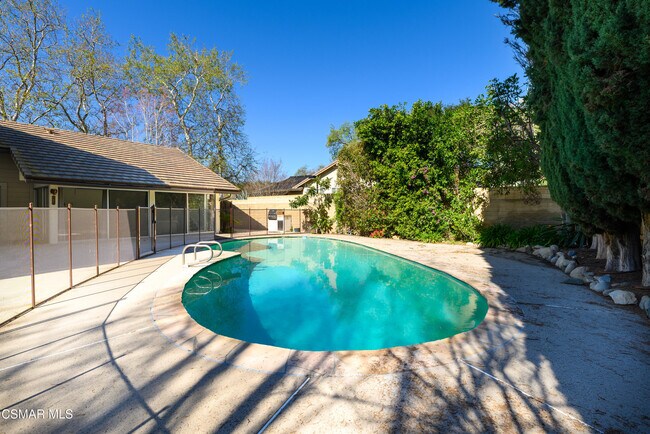 Building Photo - 2872 E Panamint Ct